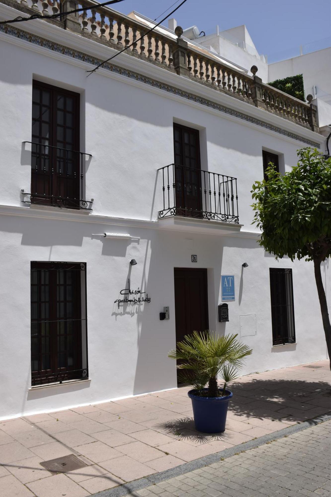 Chacon Apartments & Suites Estepona Exteriér fotografie